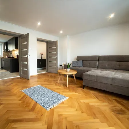 2 Izbovy - Apartament