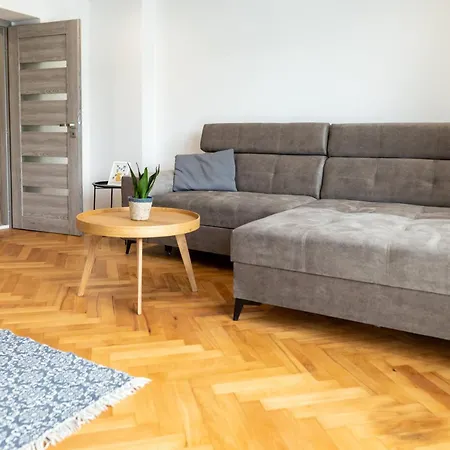 2 Izbovy Moderne Zariadeny Velky Krtis