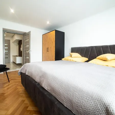 2 Izbovy Moderne Zariadeny Velky Krtis