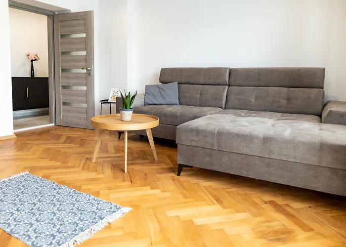 2 Izbovy - Velky Krtis